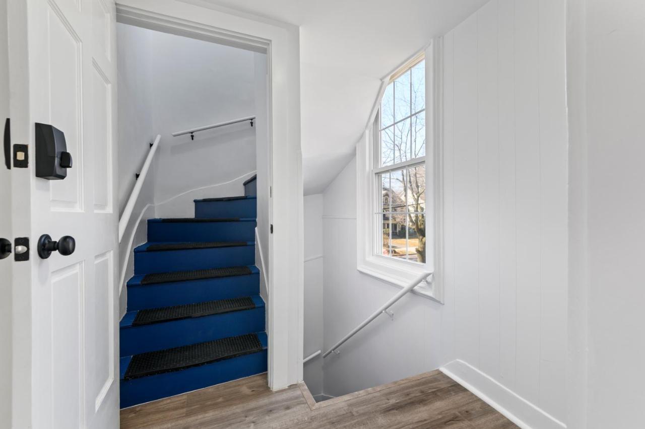 ニューヘイブンCozy Gem In The Heart Of East Rock With Free Parking Near Yale And Dtアパートメント エクステリア 写真