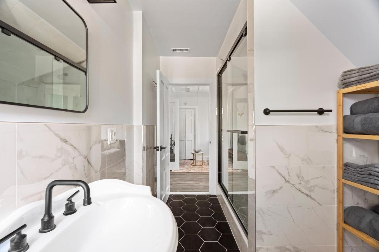 ニューヘイブンCozy Gem In The Heart Of East Rock With Free Parking Near Yale And Dtアパートメント エクステリア 写真